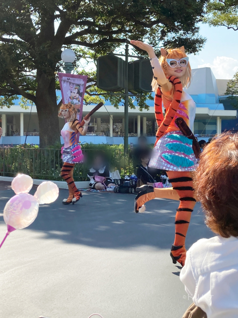 東京ディズニーランドディズニー・ハーモニー・イン・カラーの猫ダンサー